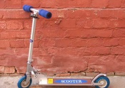 ROLLER SCOOTER